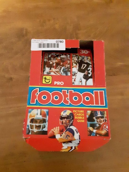 1981 Topps football loose cards total of 66