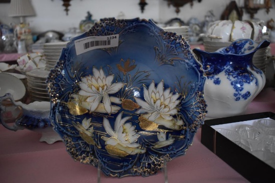 Gold Leaf "Lillies on the Pond" Bowl