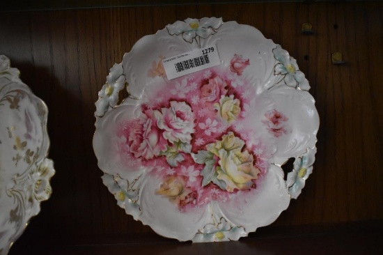 RS Prussia 10 1/4" Plate, Flowers on Red/Pink Background