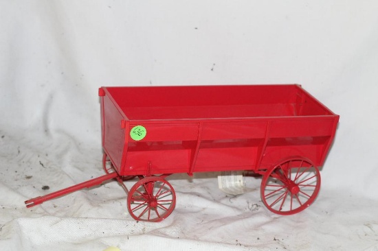 Red Wagon, 1/16 scale