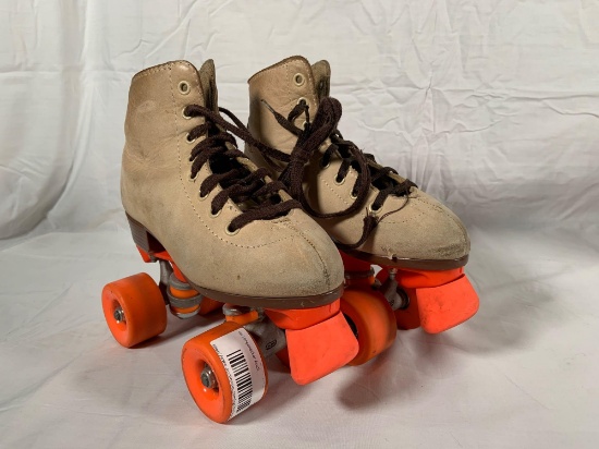 Riedell Adult Size 3 Rollerskates