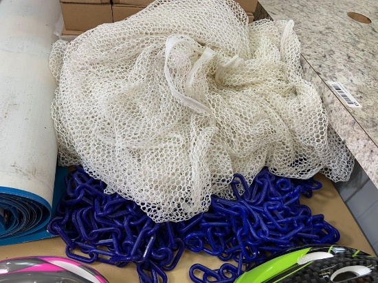 Plastic chain & nylon netting