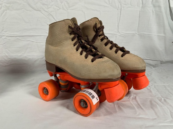 Riedell Adult Size 3 Rollerskates