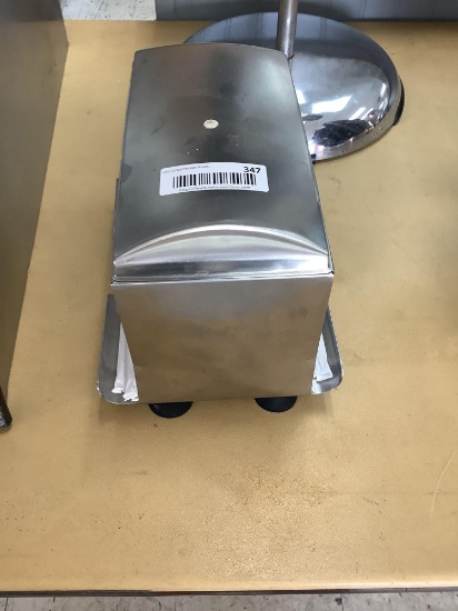 Double sided straw dispenser