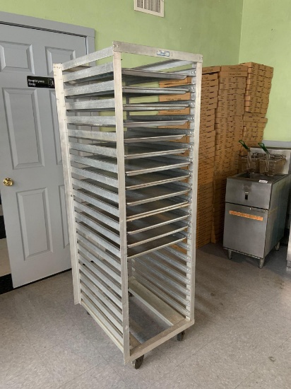 Rolling tray rack with 13 trays