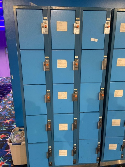 Locker set