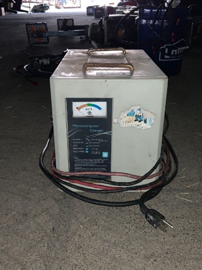 Bumper boat charger
