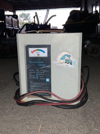 Bumper boat charger