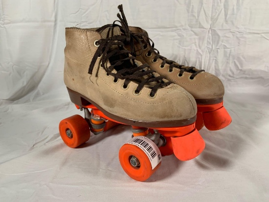 Riedell Adult Size 6 Rollerskates