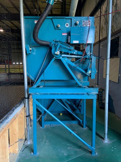 Pitching machine