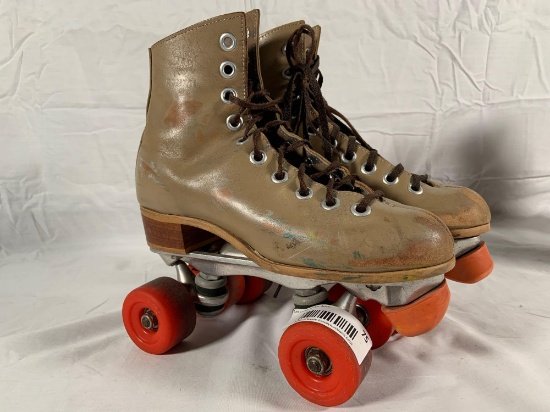 Riedell Adult Size 6 Rollerskates
