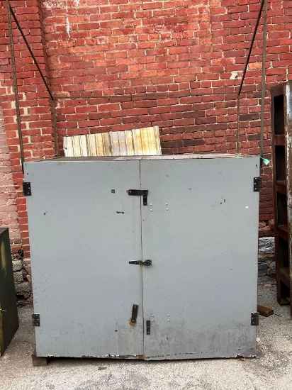 Heavy Duty Metal Cabinet