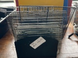 rack w/wire trays
