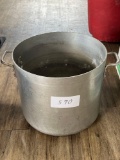 Large Aluminum Pot