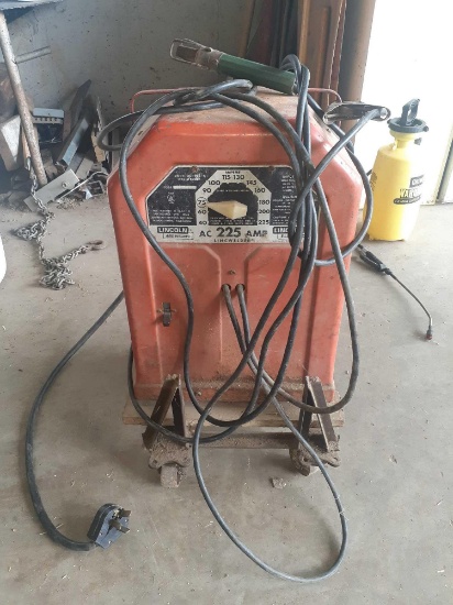 Lincoln Arc Welder 225 Amp