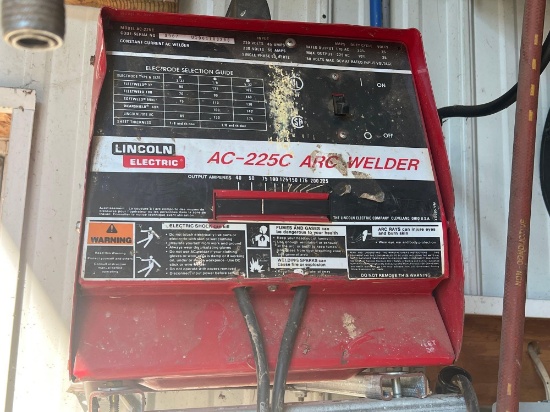 Lincoln Electric AC-225C Arc Welder