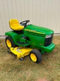 John Deere 345 Lawn Tractor