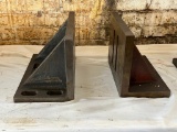 two right angle plates