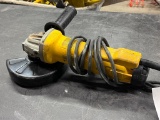 DeWalt DWE46103 6