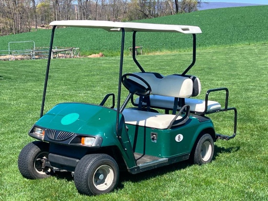 Gas Powered Golf Cart, Runs Good