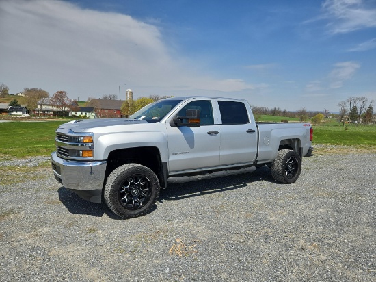 2018 Chevy 2500 W/T