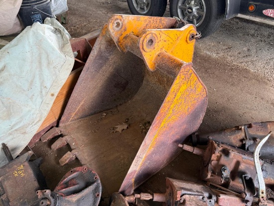Case Backhoe 30" Bucket