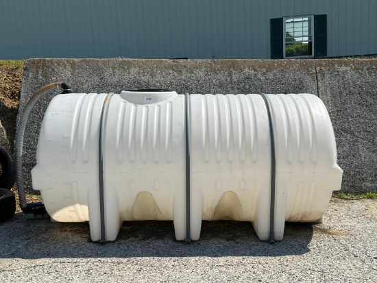 700 Gallon Poly Tank