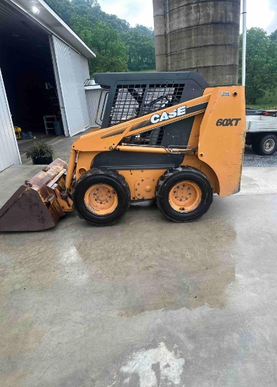 Case 60XT Skidloader