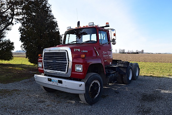 Ford L9000 Day Cab