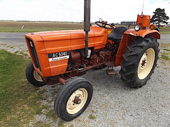 Allis Chalmers 5040 Tractor