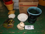 Hull vase, misc vases, Hagger vase, chalk puppy & frog figurines,