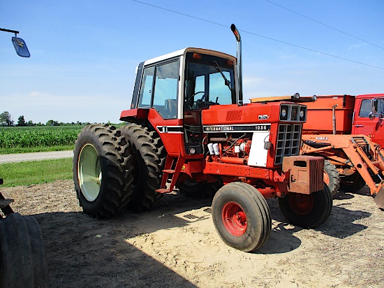 1980 INTERNATIONAL 1086 TRACTOR