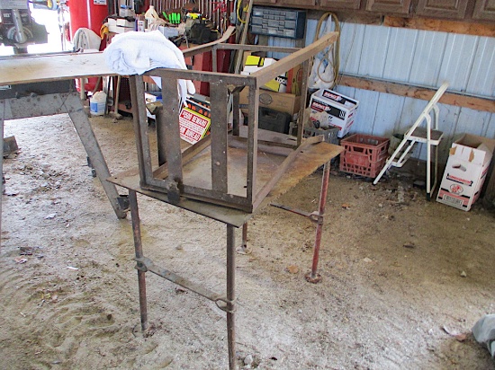 WELDING TABLE