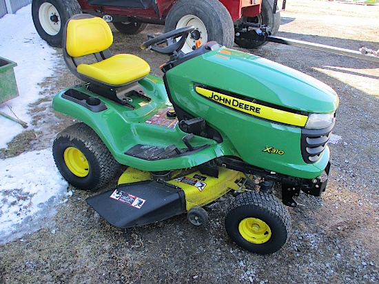 JOHN DEERE X310 RIDING MOWER