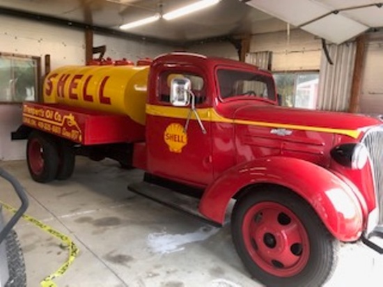 1937 SHELL FUEL DELIVERY TRUCK