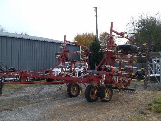 WILRICH FIELD CULTIVATOR