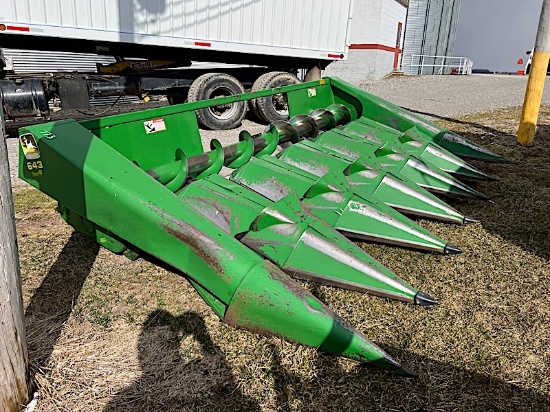 JOHN DEERE 643 CORN HEAD