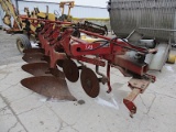 IH 720 PLOW