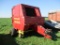 NEW HOLLAND 688 ROUND BALER