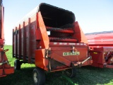 GEHL 910 SILAGE WAGON