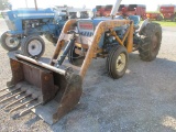 FORD 3000 TRACTOR