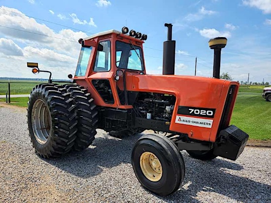 ALLIS CHALMERS 7020 TRACTOR