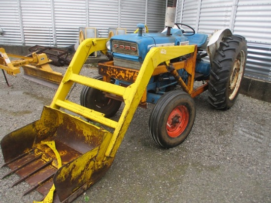 FORD 4000 GAS TRACTOR