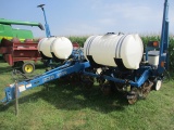 2001 KINZE 3000 PLANTER