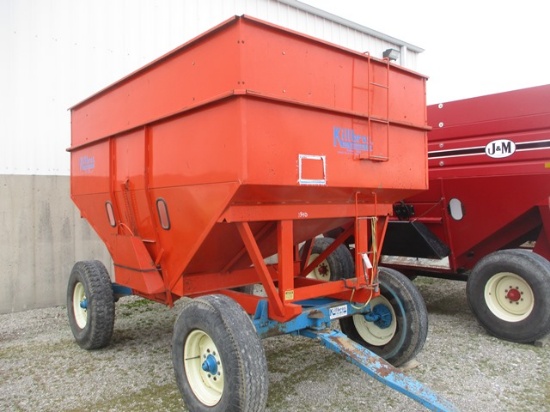 KB 390 SPLIT BOX GRAVITY WAGON