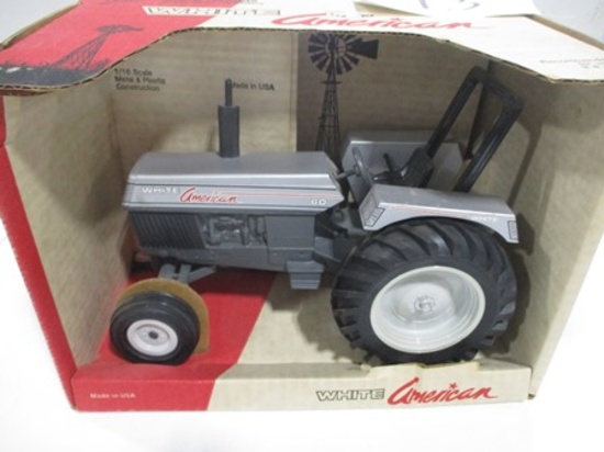 WHITE AMERICAN 60 (GRAY) SCALE MODEL (NIB)