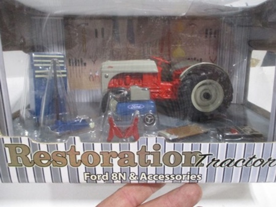 1/16 RESTORATION TRACTOR FOR 8N & ACCESSORIES ERTL (NIB)