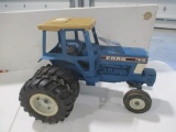 1/12 FORDTW-15 TRACTOR ERTL