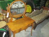 MARRIOR STAND TABLE