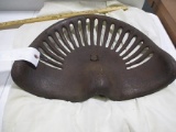 SI CAST SEAT